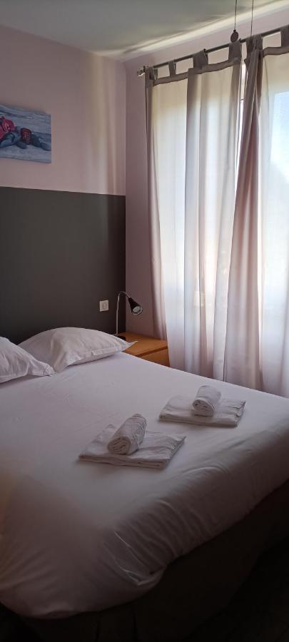 Logis Hotel Grangier Saint-Sozy Exteriör bild